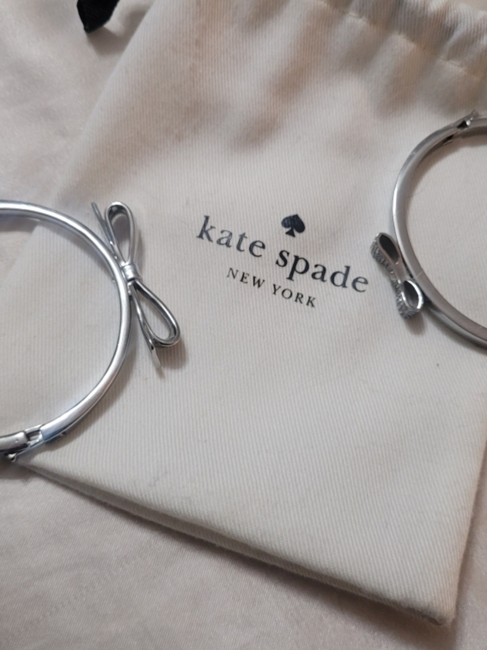kate spade silver bow bangle set